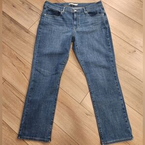 Womens Levis